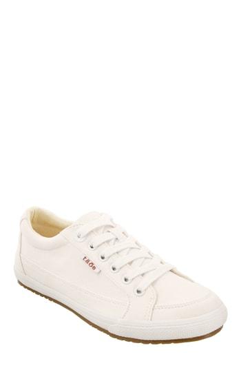 Women's Taos Moc Star Sneaker .5 M - White