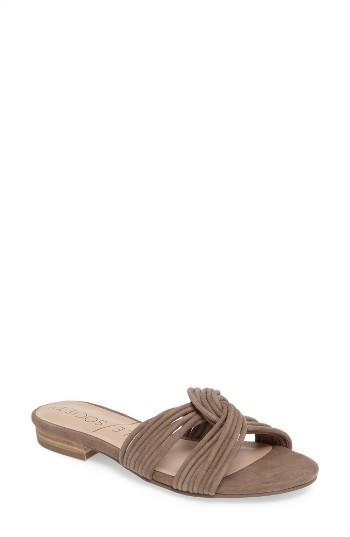 Women's Sole Society Dahlia Flat Sandal M - Brown