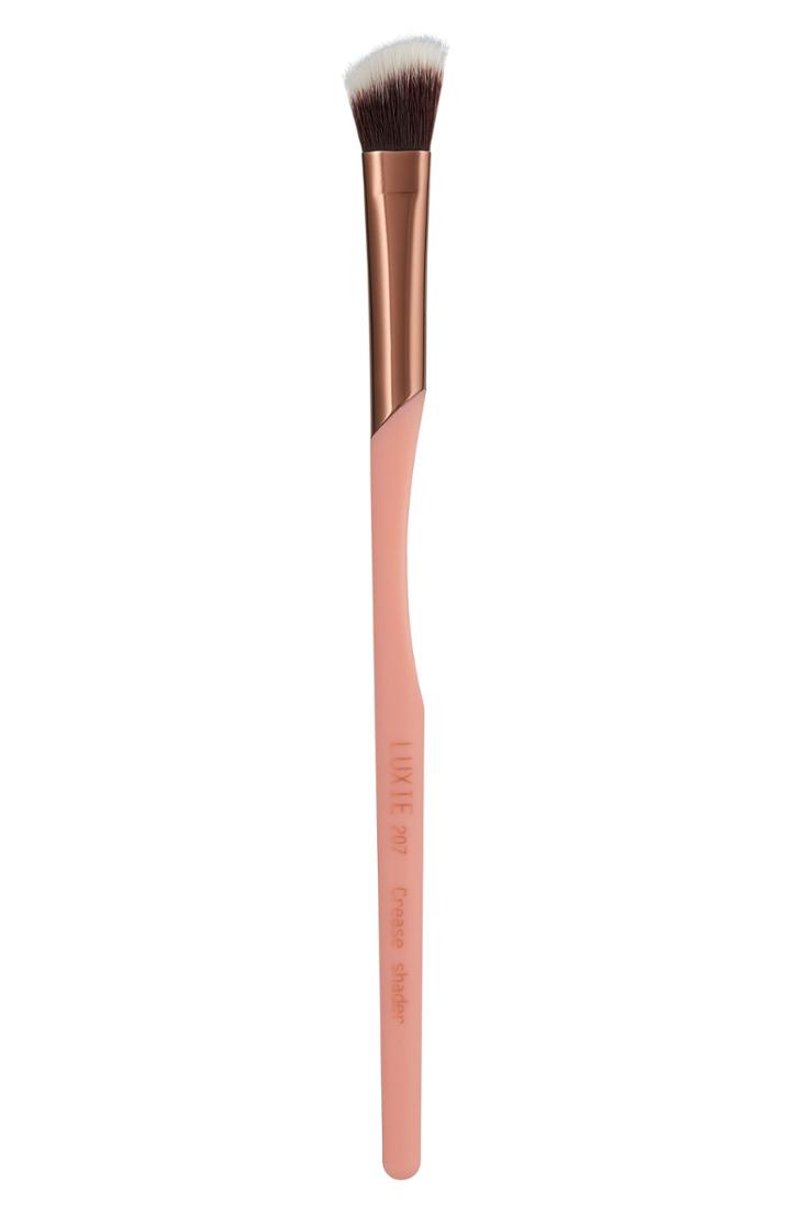 Luxie 207 Prestige Medium Angled Shading Eye Brush