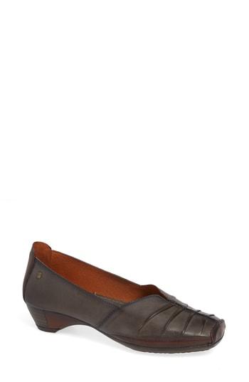 Women's Pikolinos Gandia Pleated Pump Us / 36eu - Black