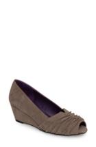 Women's Vaneli Wadia Wedge Pump M - Beige