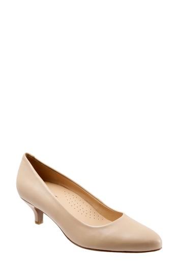 Women's Trotters Kiera Pump N - Beige