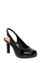 Women's Clarks Mayra Blossom Sandal .5 M - Black