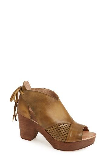 Women's Free People Revolver Open-toe Clog Us / 37eu - Brown