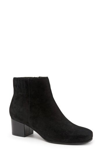 Women's Trotters Shannon Bootie .5 M - Black