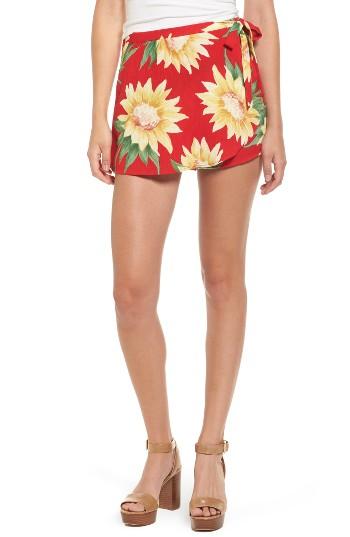 Women's Show Me Your Mumu The Great Wrap Shorts - Red