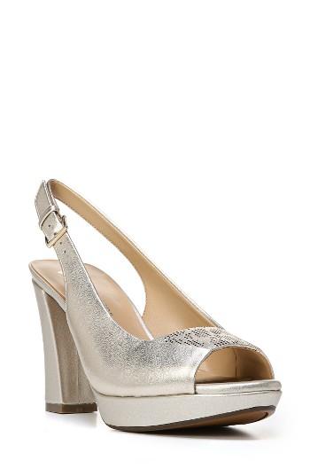 Women's Naturalizer Allegra Sandal M - Metallic