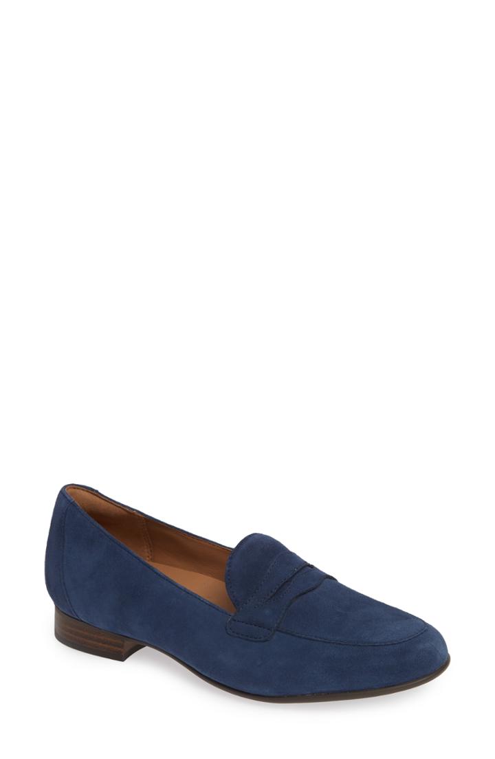Women's Clarks Un Blush Go Penny Loafer M - Blue