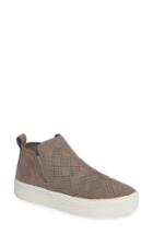 Women's Dolce Vita Tate Sneaker .5 M - Brown