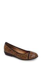 Women's Comfortiva Eaton Flat .5 M - Brown
