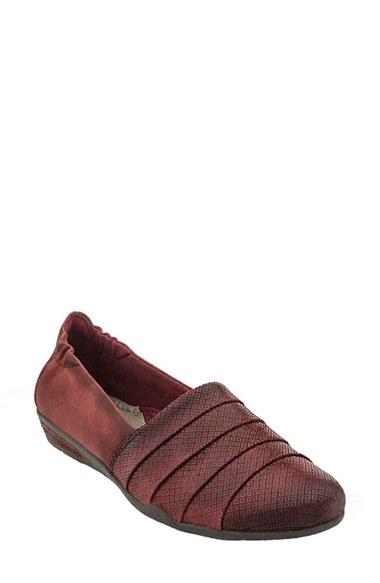 Women's Earth 'marsala' Flat M - Burgundy