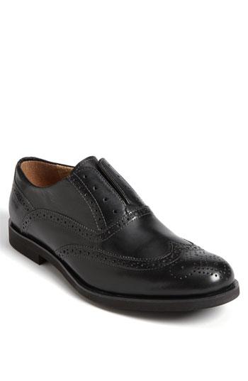 Florsheim  No String  Wingtip Oxford