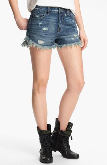 Free People 'dolphin' Vintage Denim Cutoff Shorts (true Blue) True