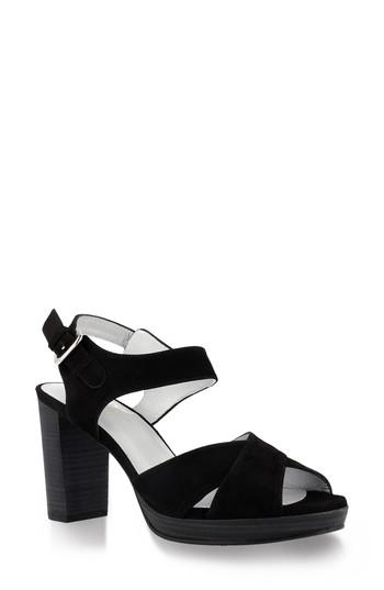 Women's Ukies Tango Sandal