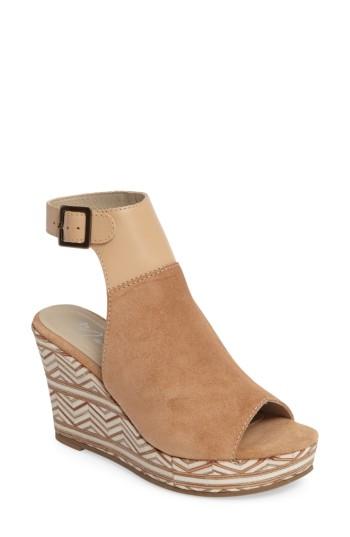 Women's Matisse Harlequin Wedge Sandal .5 M - Ivory
