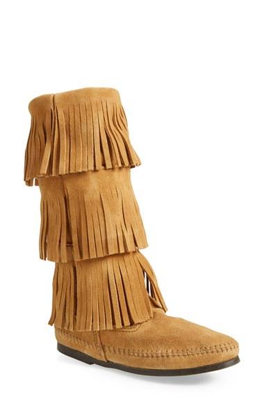 Women's Minnetonka 3-layer Fringe Boot M - Beige