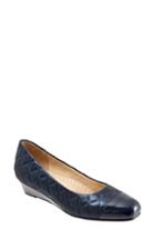 Women's Trotters 'langley' Cap Toe Wedge Pump N - Blue