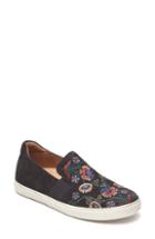 Women's Cobb Hill Flower Embroidered Slip-on Sneaker .5 M - Black