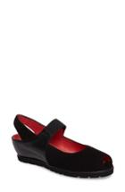Women's Pas De Rouge Slingback Peep Toe Wedge Us / 38eu - Black