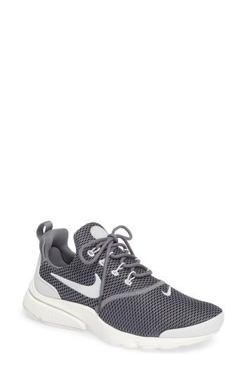 Women's Nike Presto Fly Sneaker .5 M - Grey