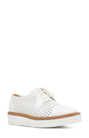 Women's Nine West Verwin Perforated Cap Toe Derby M - White