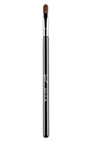 Sigma Beauty E56 Shader - Lid Brush