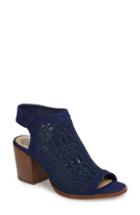 Women's Vince Camuto Keannie Sandal M - Blue
