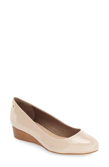 Women's Hush Puppies 'dot Admire' Wedge Pump .5 M - Beige