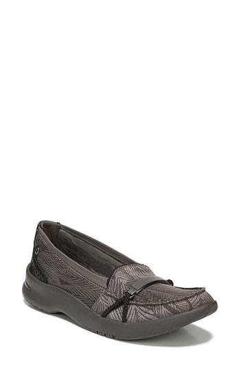 Women's Bzees Abby Cloud Technology Loafer M - Brown