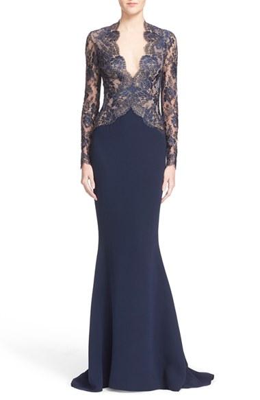 Women's Reem Acra V-neck Lace & Silk Crepe Trumpet Gown