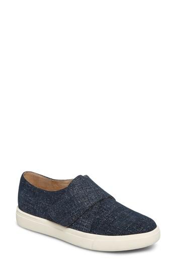 Women's Vaneli Oberon Slip-on Sneaker M - Blue