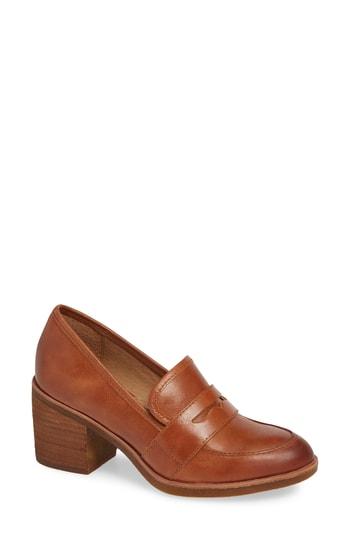 Women's Sofft Sophia Loafer Pump M - Brown