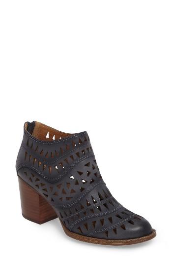 Women's Sofft Westwood Laser Cut Bootie M - Blue