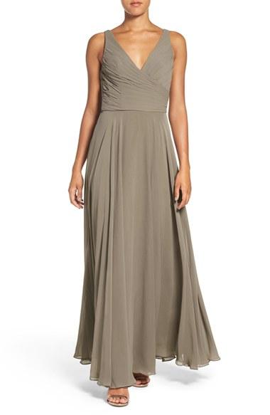 Women's Watters 'karen' V-neck A-line Chiffon Gown - Grey