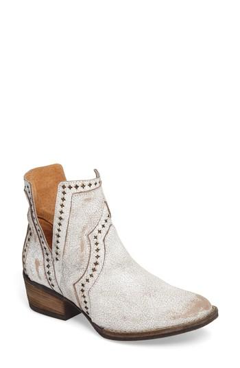 Women's Very Volatile Brescia Star Bootie .5 M - White
