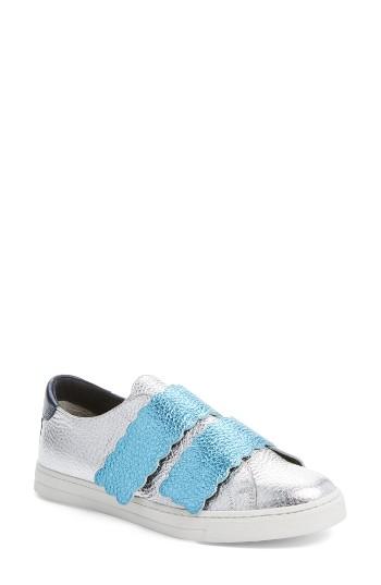 Women's Fendi Scallop Sneaker .5us / 36eu - Metallic