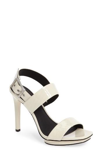 Women's Calvin Klein Valoma Sandal .5 M - White