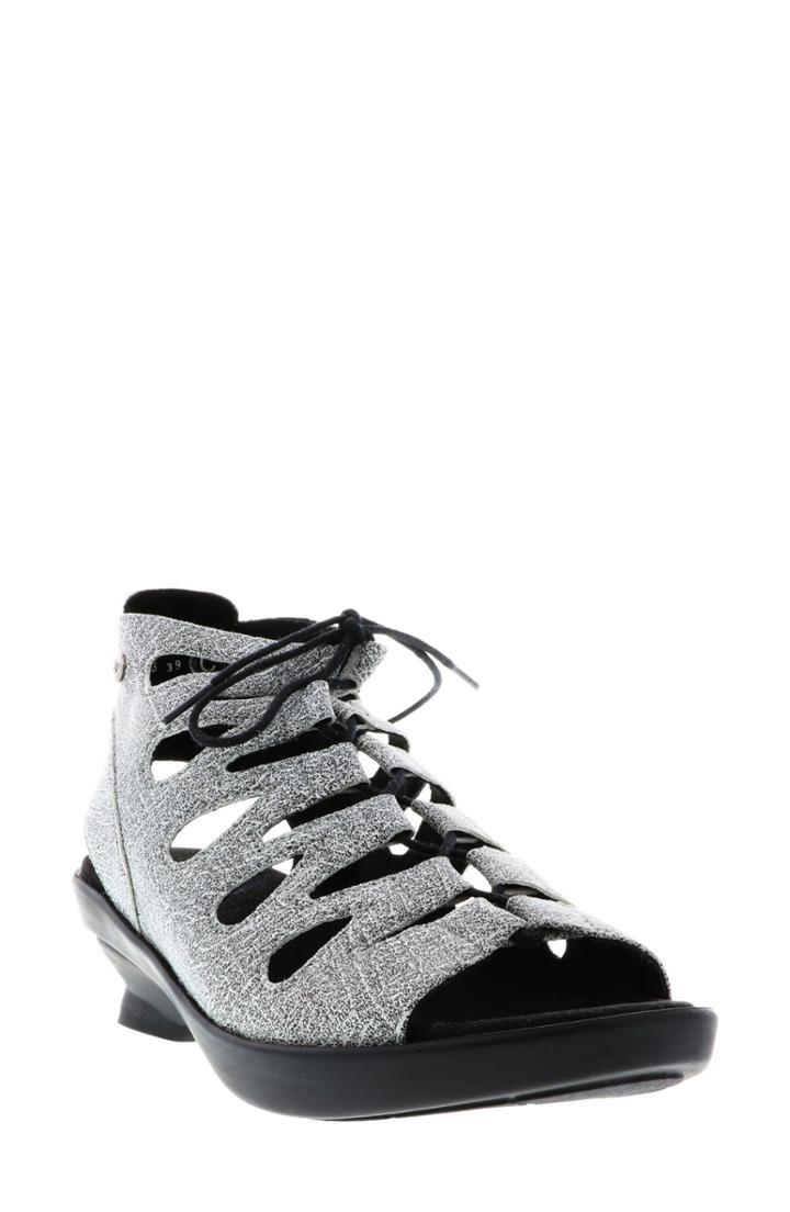 Women's Wolky Seminyak Sandal .5-10us / 41eu - Black