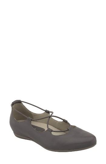 Women's Earthies 'essen' Ghillie Flat .5 M - Grey