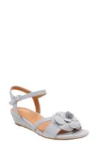 Women's Clarks Parram Stella Flower Wedge Sandal .5 N - Grey