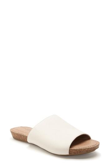 Women's Adam Tucker Nella Sandal .5 M - White