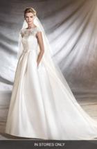 Women's Pronovias Osasun Lace Bodice Ballgown, Size - Ivory