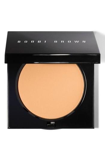 Bobbi Brown Sheer Finish Pressed Powder - #08 Soft Honey