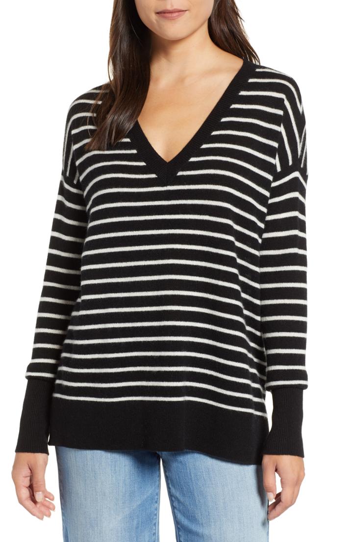 Women's Halogen Relaxed V-neck Cashmere Sweater, Size - Black