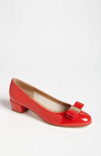 Salvatore Ferragamo 'vara' Pump Lava