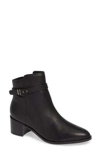 Women's Clarks Poise Freya Bootie M - Black