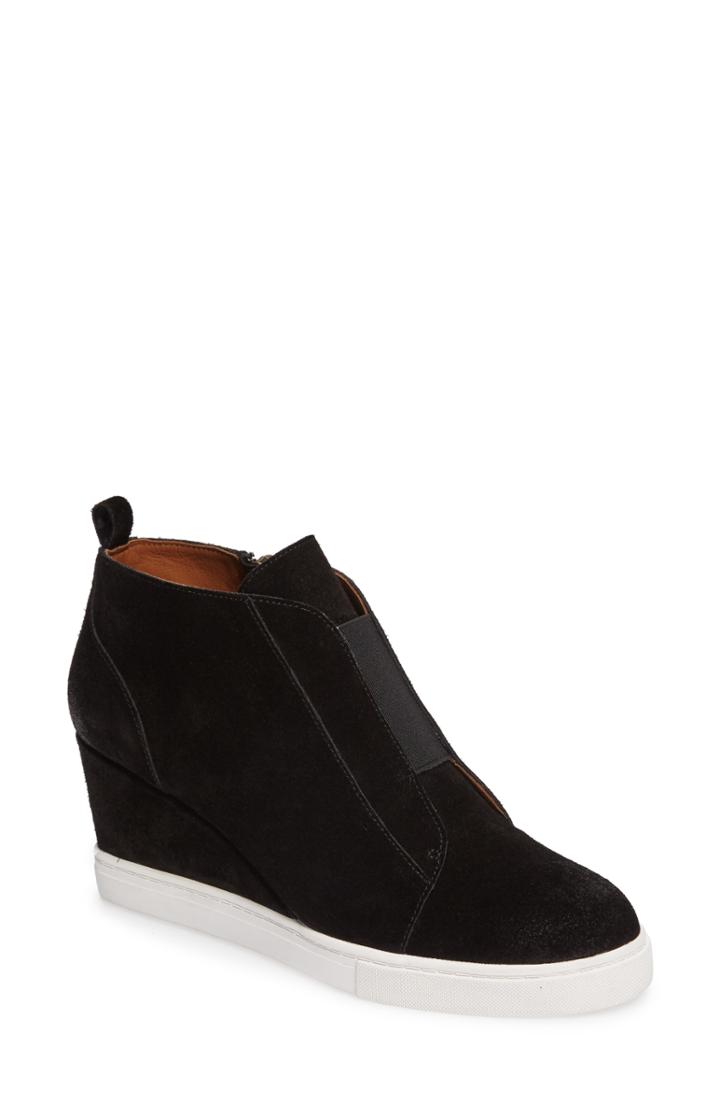 Women's Linea Paolo Felicia Wedge Bootie M - Black