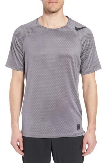 Men's Nike Pro Hypercool Fitted Crewneck T-shirt