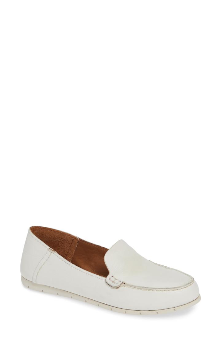 Women's Frye Sedona Venetian Loafer M - White