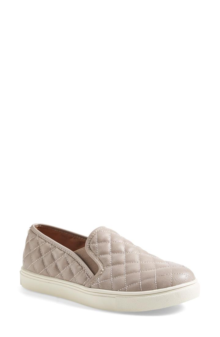 Women's Steve Madden Ecentrcq Sneaker M - Grey